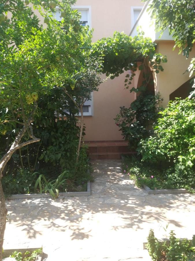 Apartmani Kutlesa 沃迪切 外观 照片