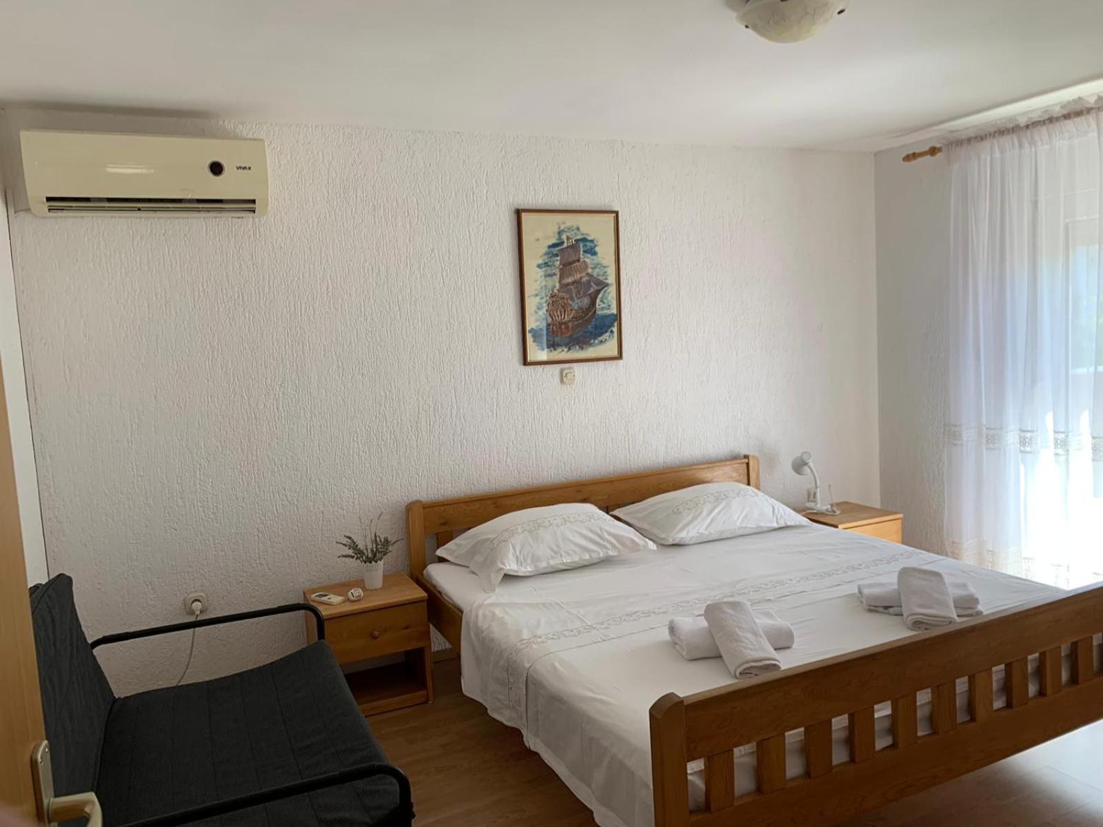 Apartmani Kutlesa 沃迪切 外观 照片
