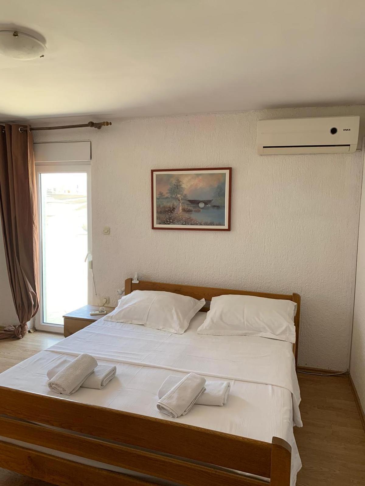Apartmani Kutlesa 沃迪切 外观 照片