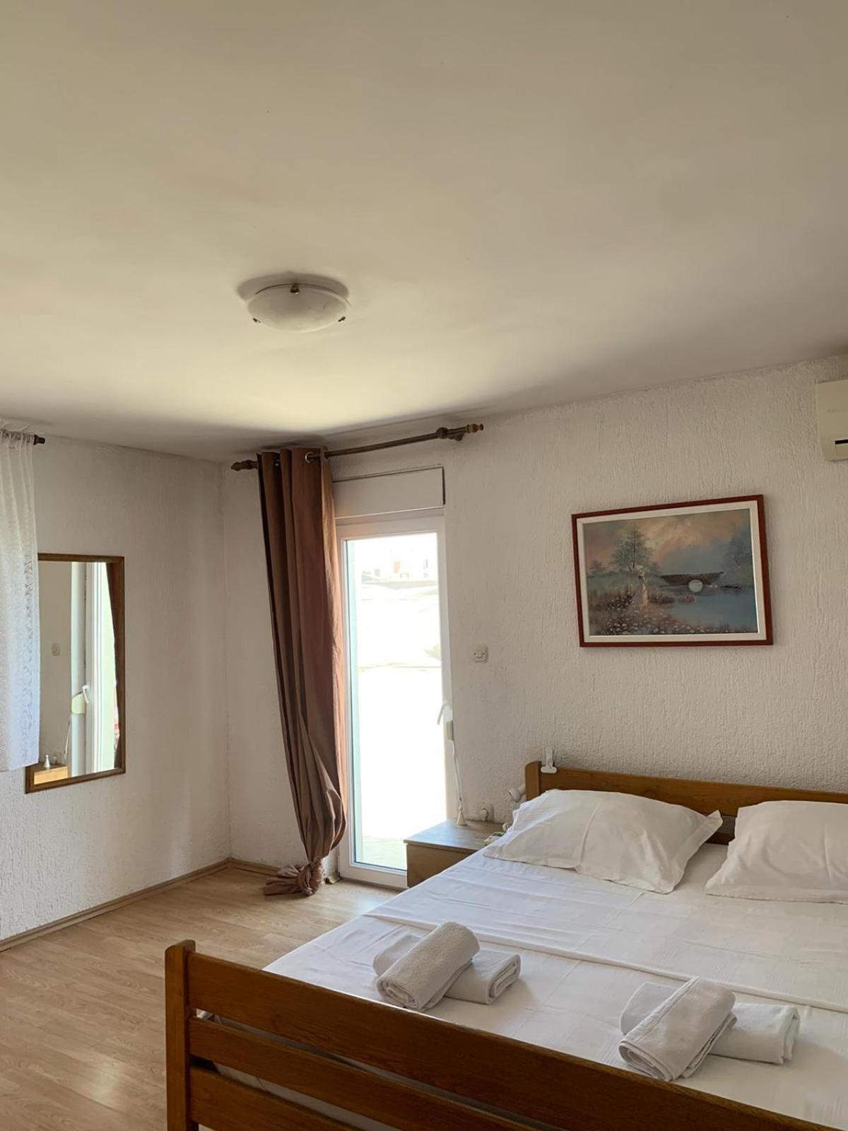 Apartmani Kutlesa 沃迪切 外观 照片