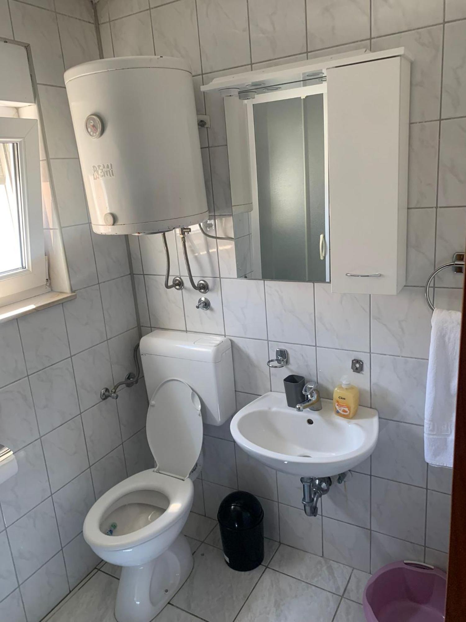 Apartmani Kutlesa 沃迪切 外观 照片