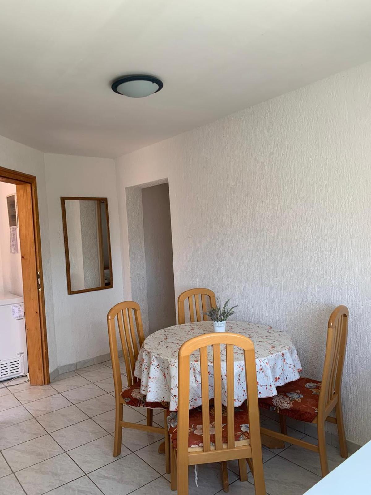 Apartmani Kutlesa 沃迪切 外观 照片